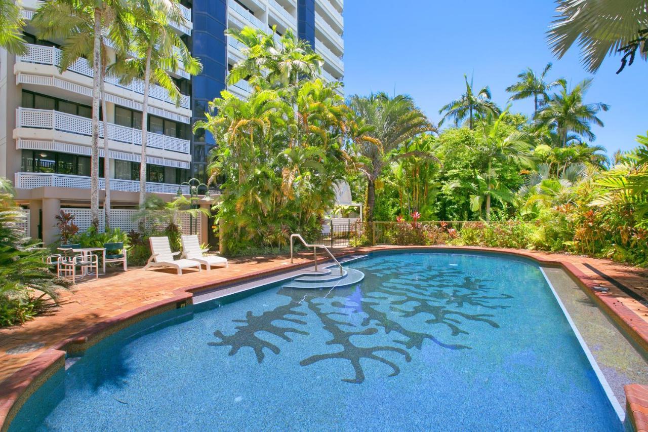 Cairns Luxury Seafront Apartment Екстериор снимка