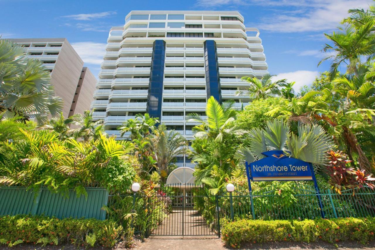 Cairns Luxury Seafront Apartment Екстериор снимка