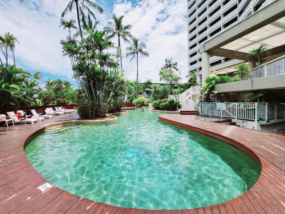 Cairns Luxury Seafront Apartment Екстериор снимка